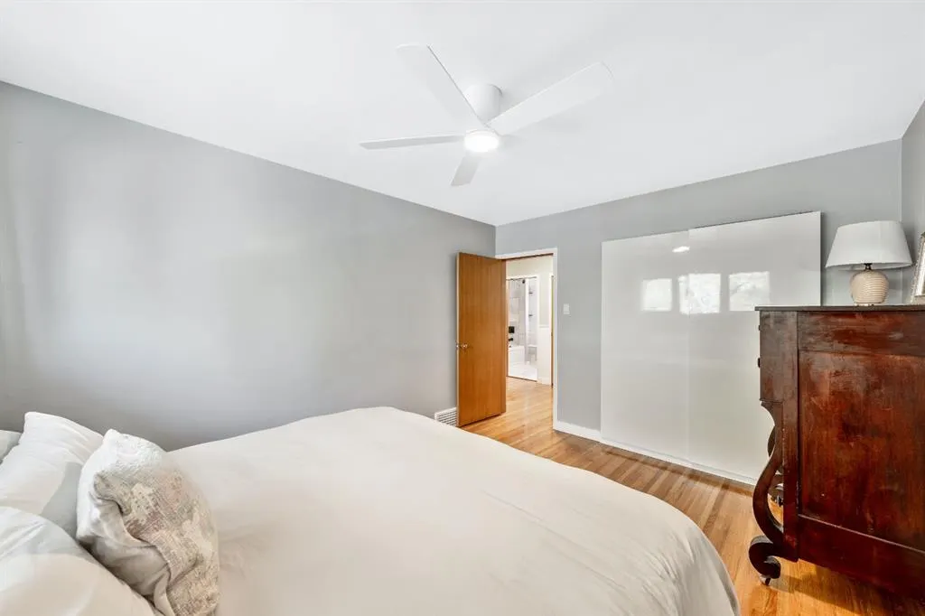 2539 Chicoutimi Drive NW