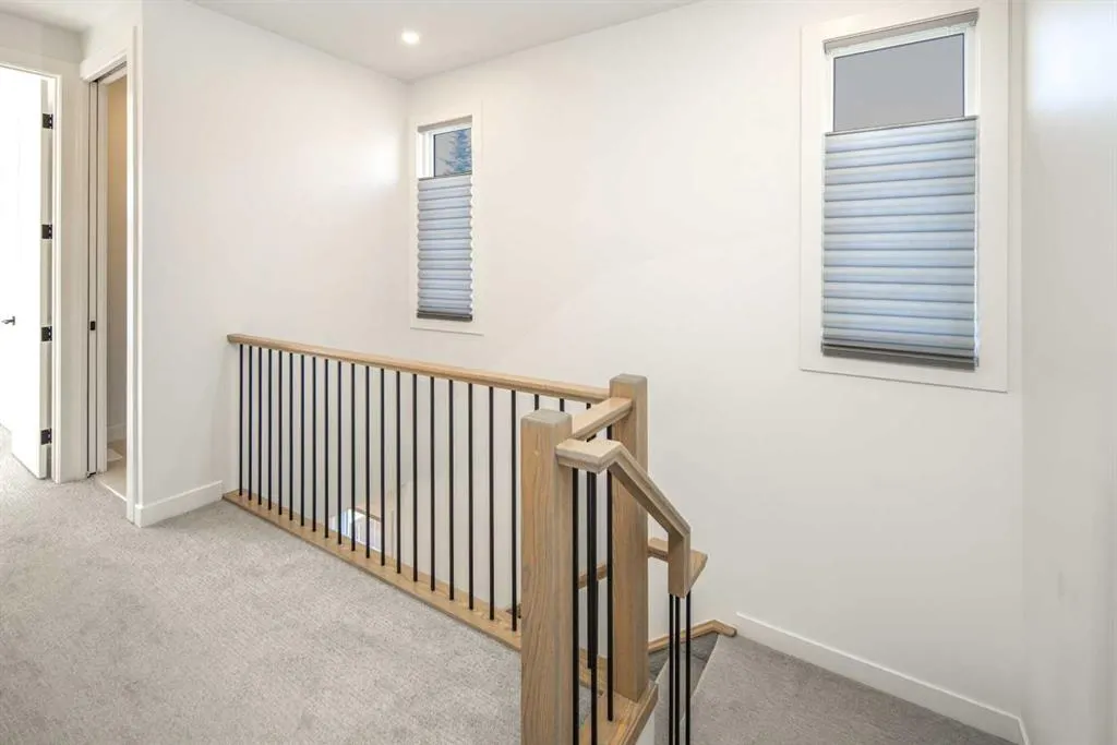 2409B Richmond Road SW