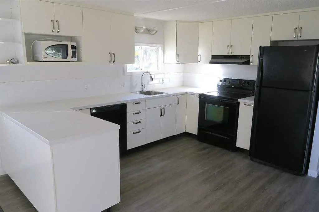 901 Briarwood Crescent