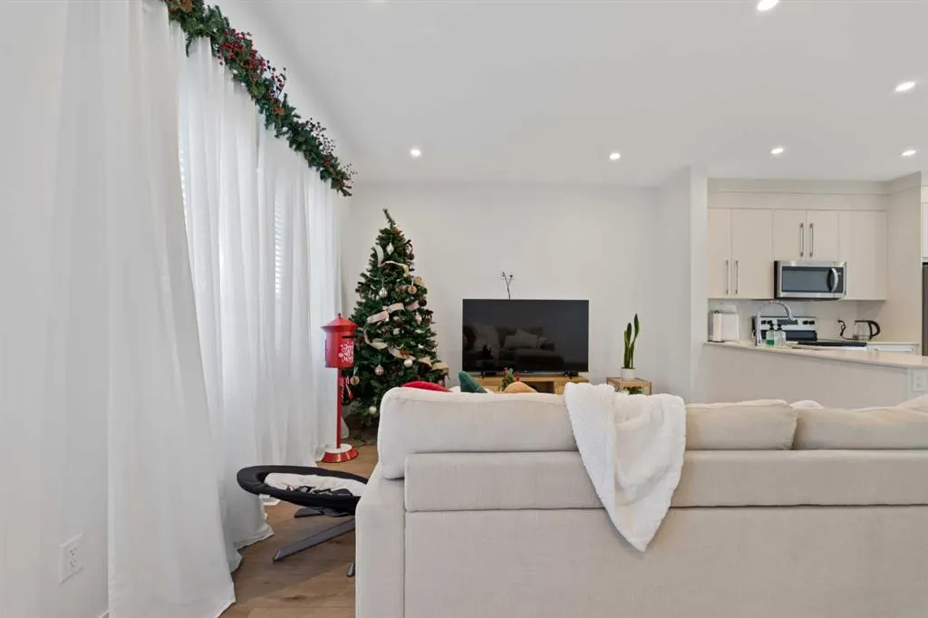 669 Savanna Boulevard NE, #218