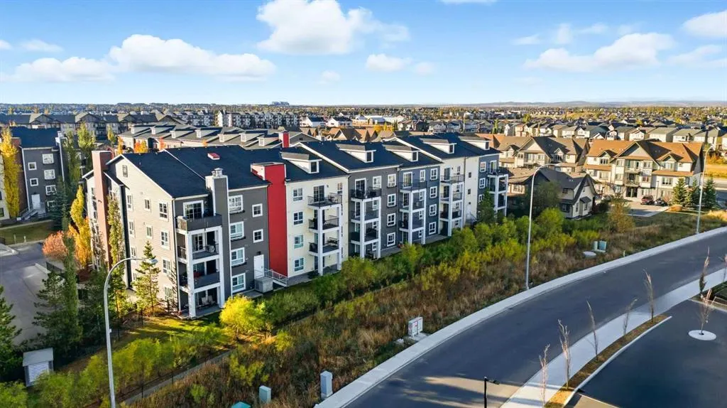 279 Copperpond Common SE, #4207