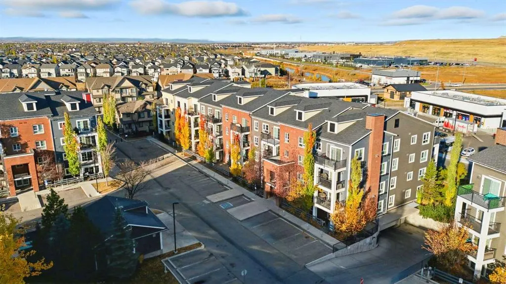 279 Copperpond Common SE, #4207