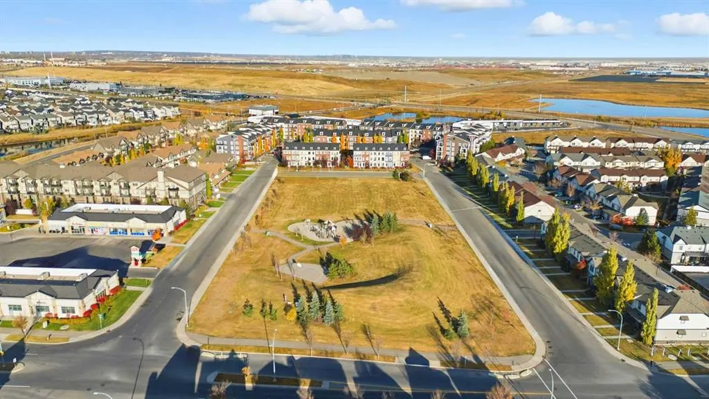 279 Copperpond Common SE, #4207