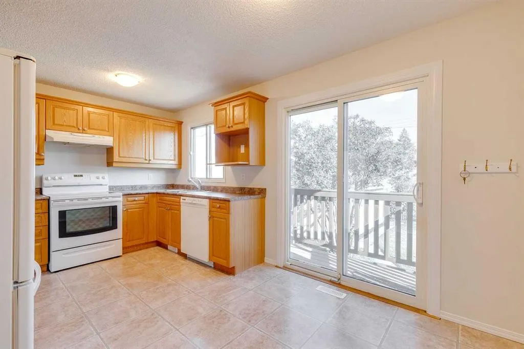 12 Doverthorn Place SE