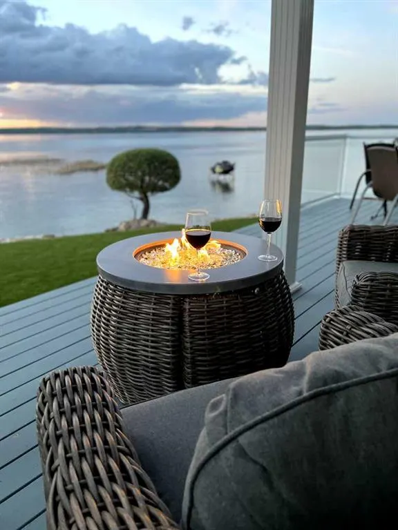 398 Marina Bay Place