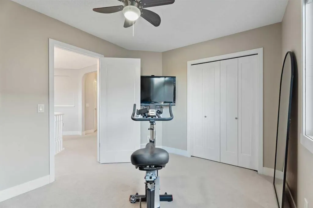 69 Cranleigh Drive SE