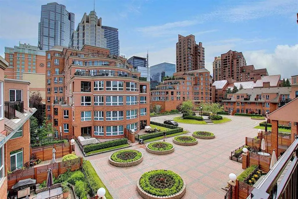 400 Eau Claire Avenue SW, #5206