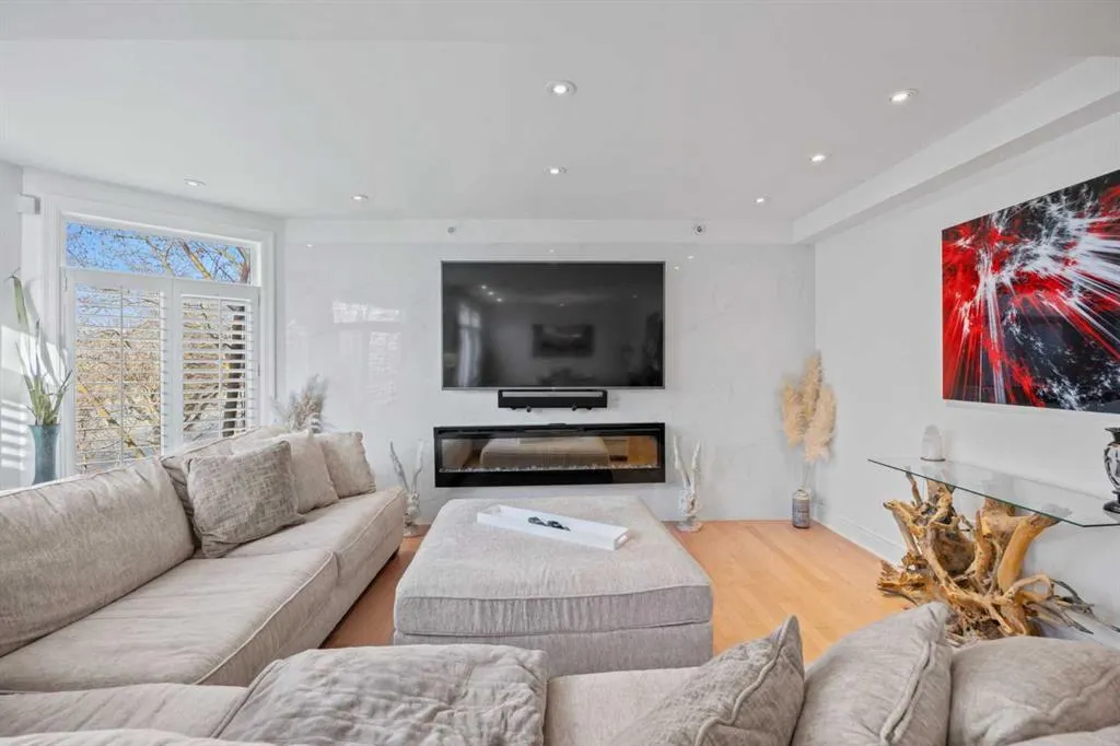 400 Eau Claire Avenue SW, #5206