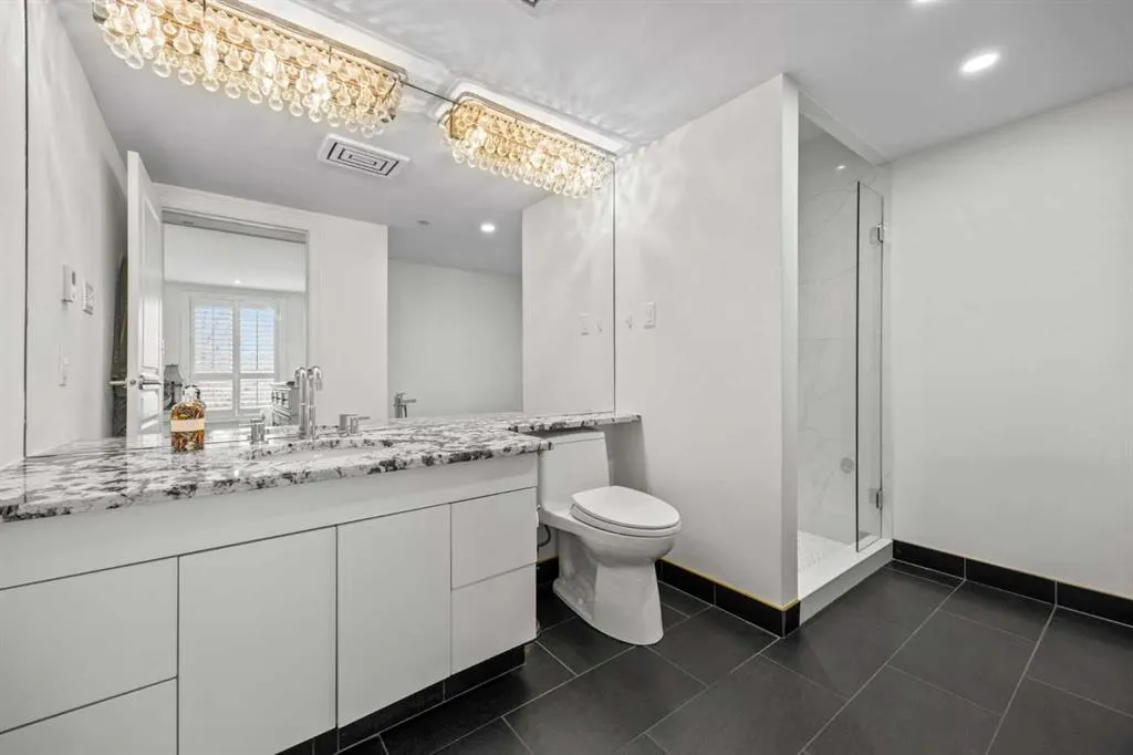 400 Eau Claire Avenue SW, #5206