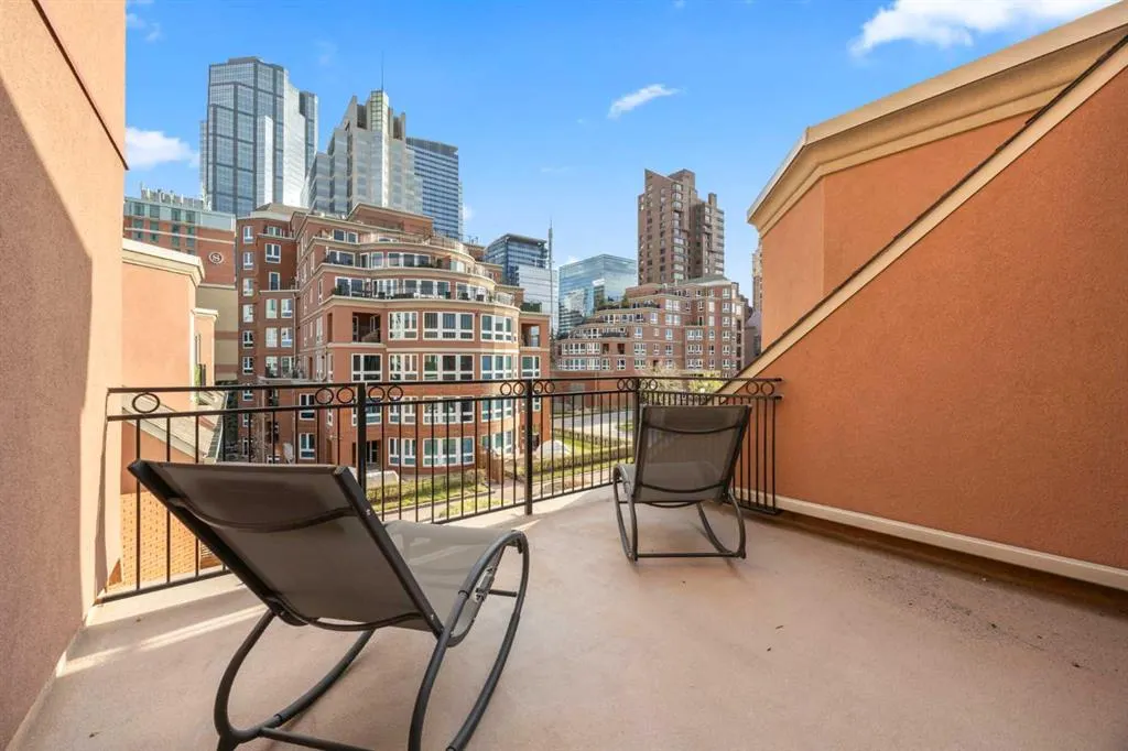 400 Eau Claire Avenue SW, #5206