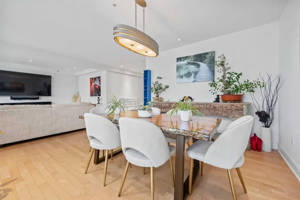 400 Eau Claire Avenue SW, #5206