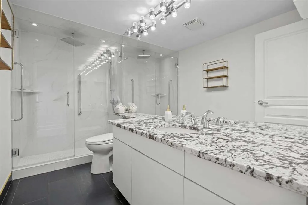 400 Eau Claire Avenue SW, #5206