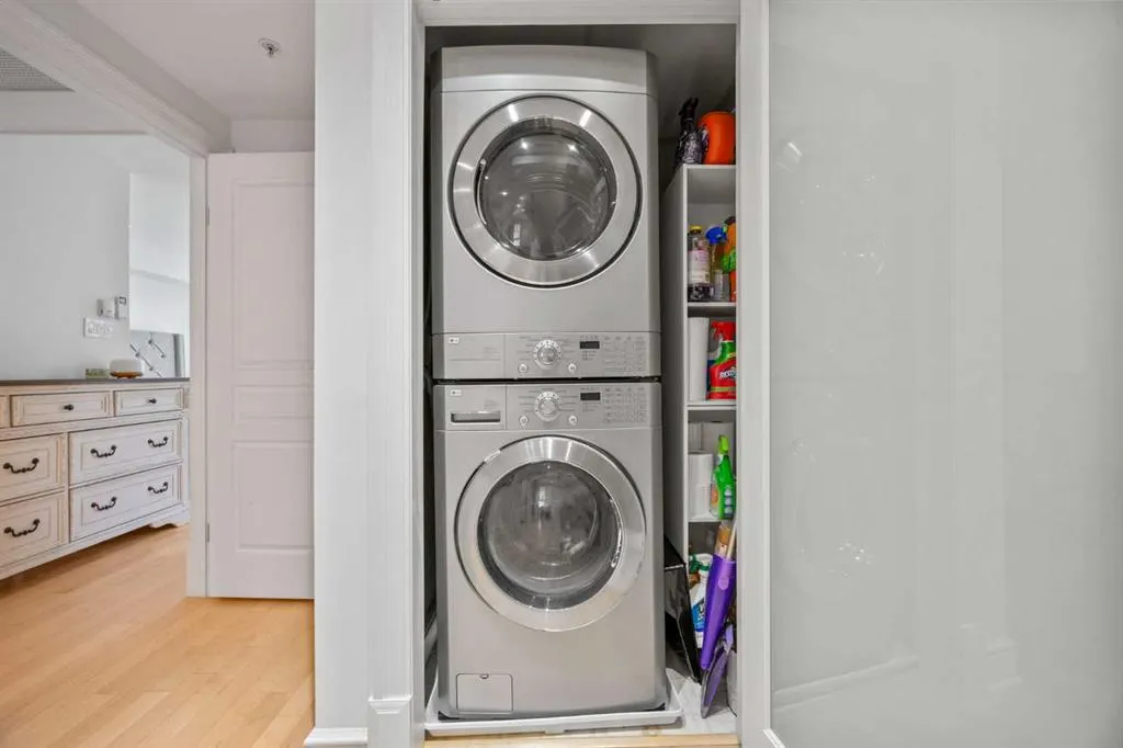 400 Eau Claire Avenue SW, #5206