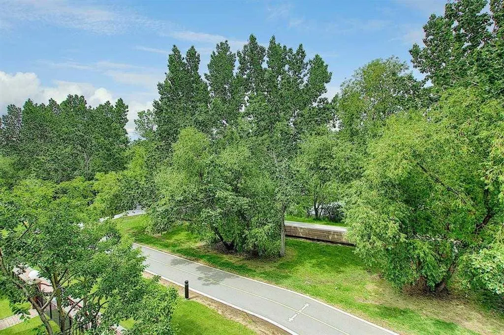 400 Eau Claire Avenue SW, #5206