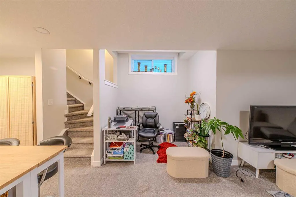 643 Cornerstone Drive NE