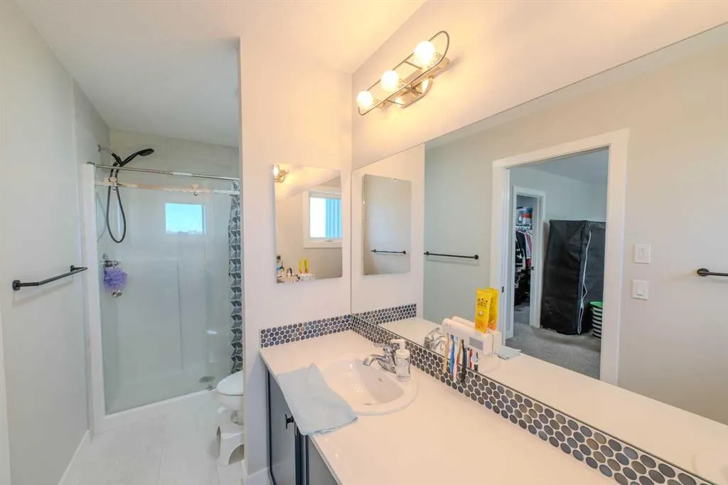 643 Cornerstone Drive NE