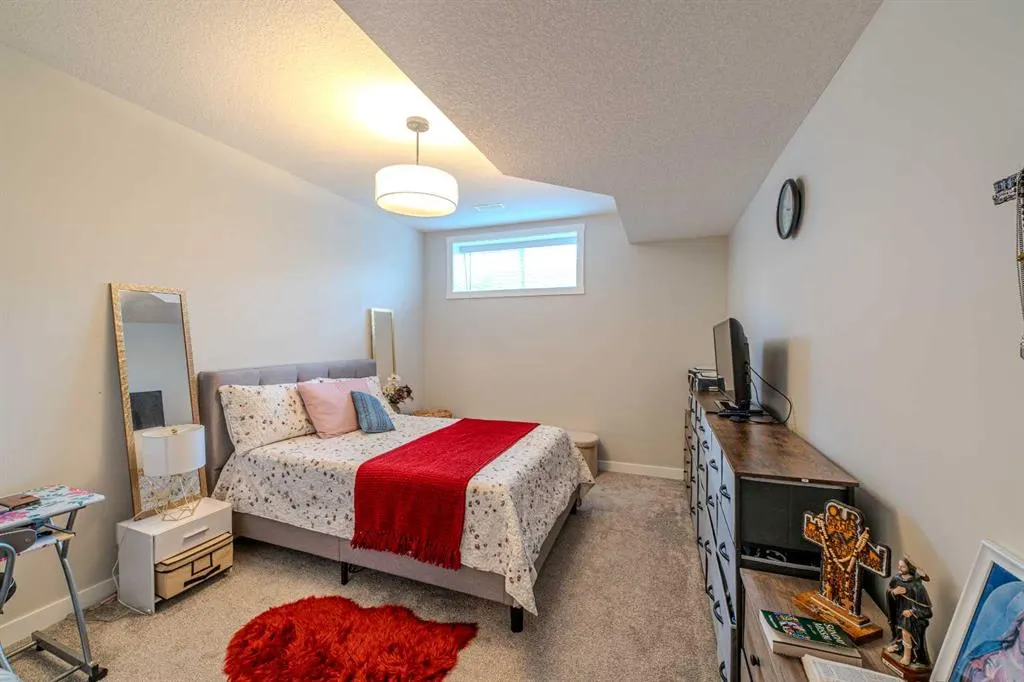 643 Cornerstone Drive NE