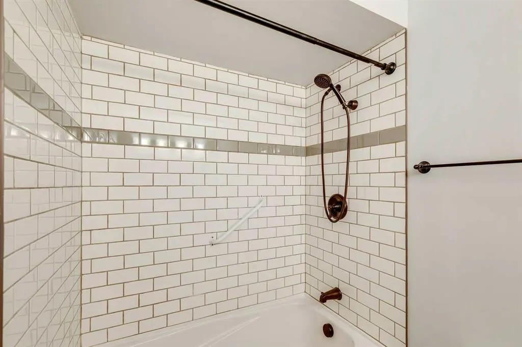 3020 Palliser Drive SW