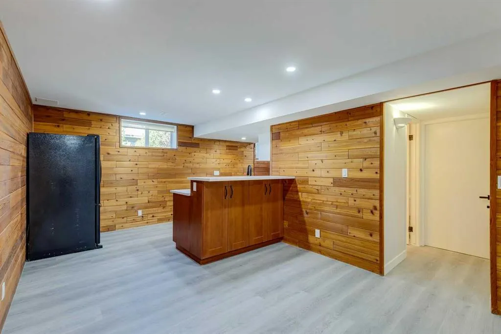 3020 Palliser Drive SW