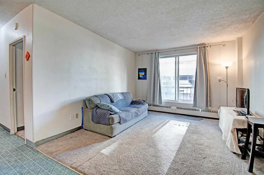 1328 13 Avenue SW, #106