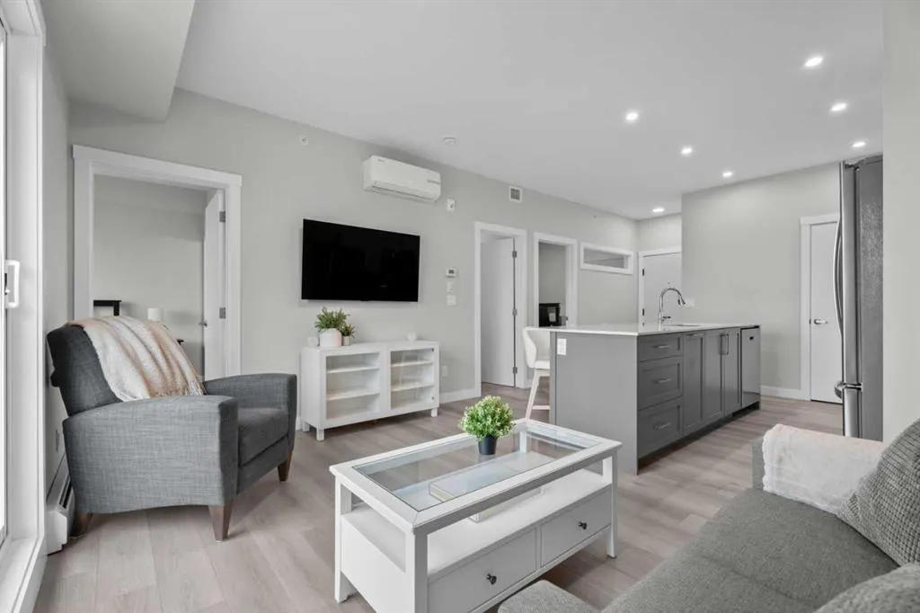 100 Banister Drive, #2406