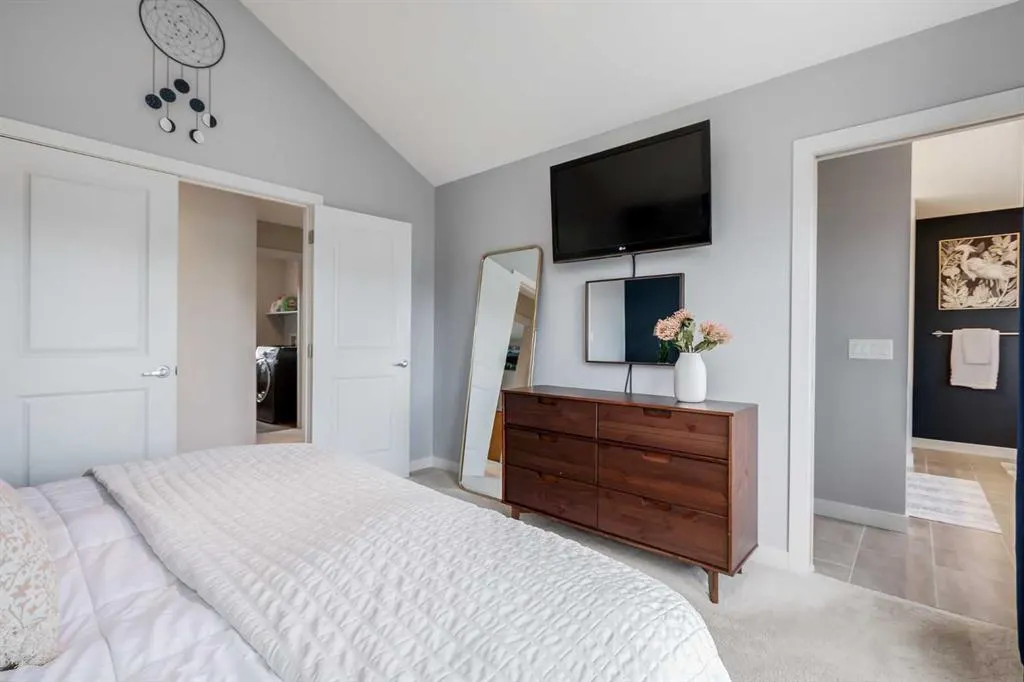 1908 Baywater Alley SW