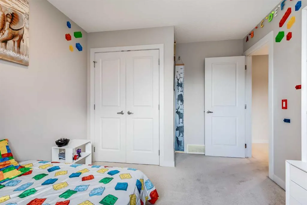 1908 Baywater Alley SW