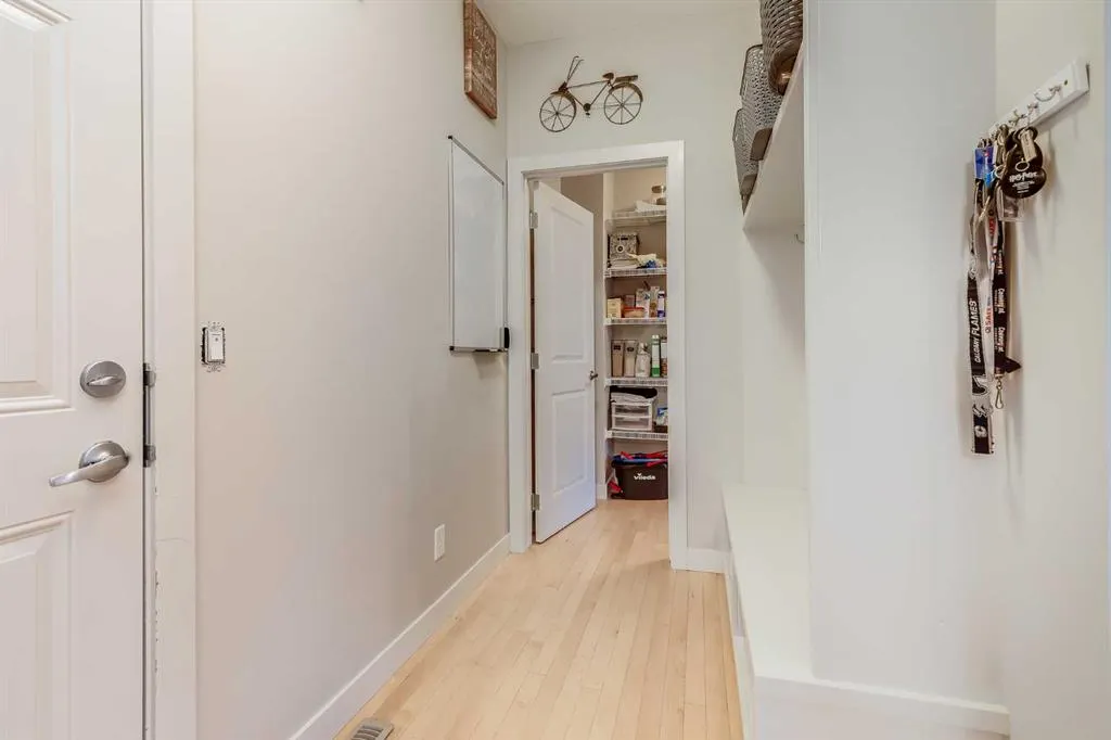 1908 Baywater Alley SW