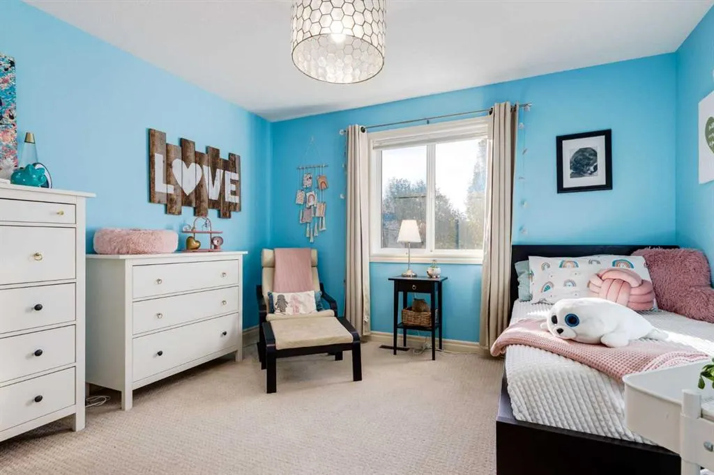 27 Tuscany Estates Drive NW