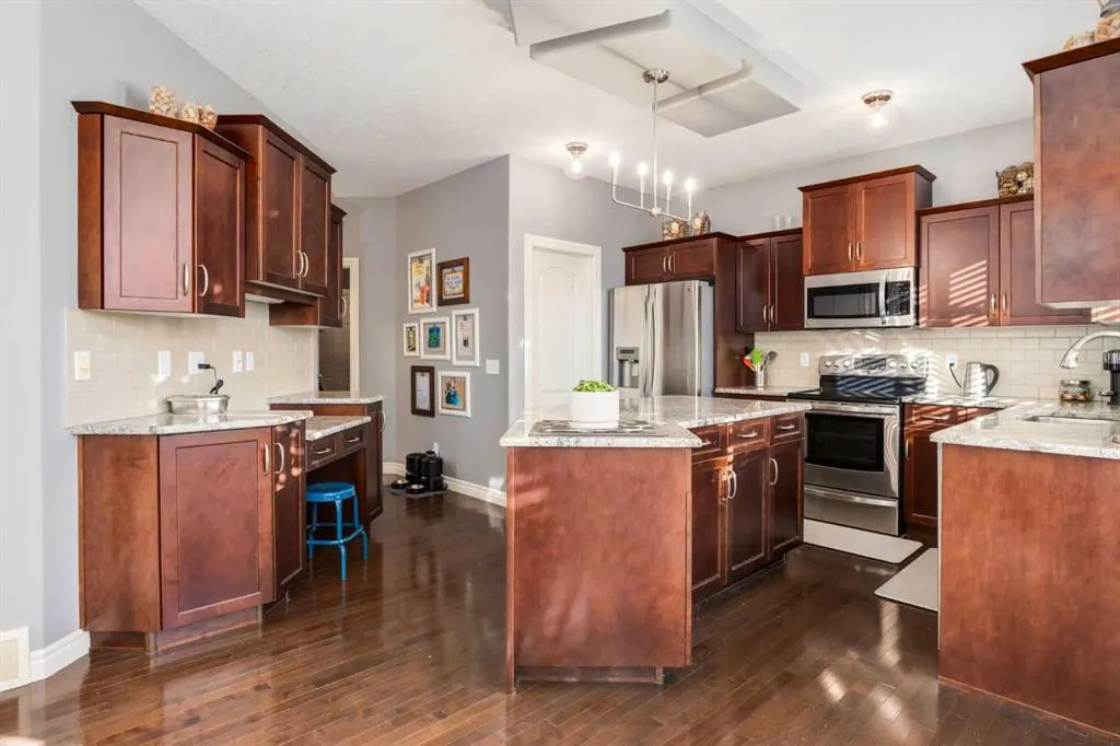 27 Tuscany Estates Drive NW