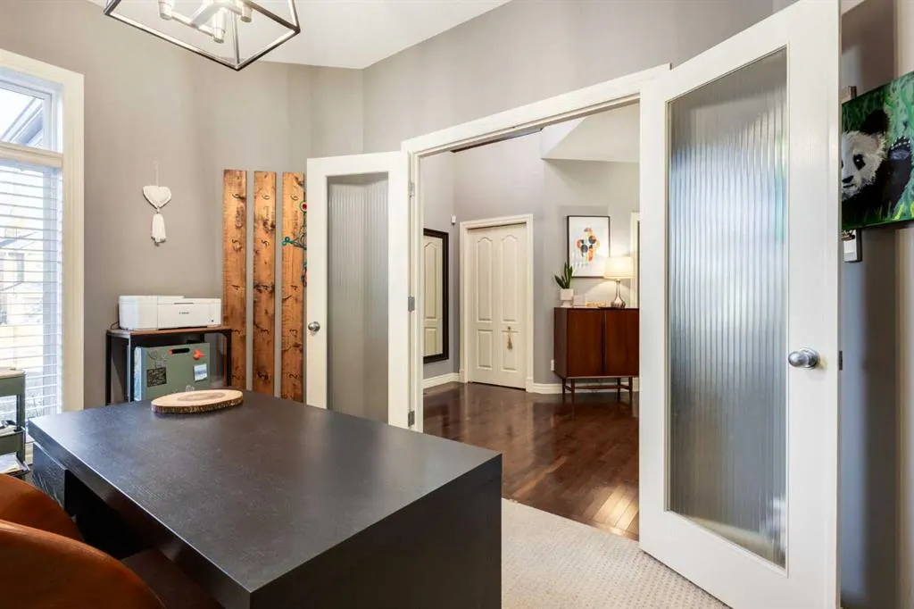 27 Tuscany Estates Drive NW