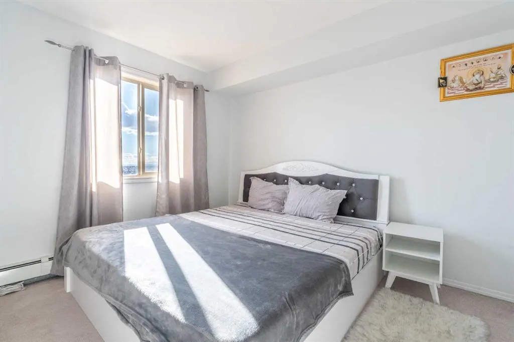 355 Taralake Way NE, #425