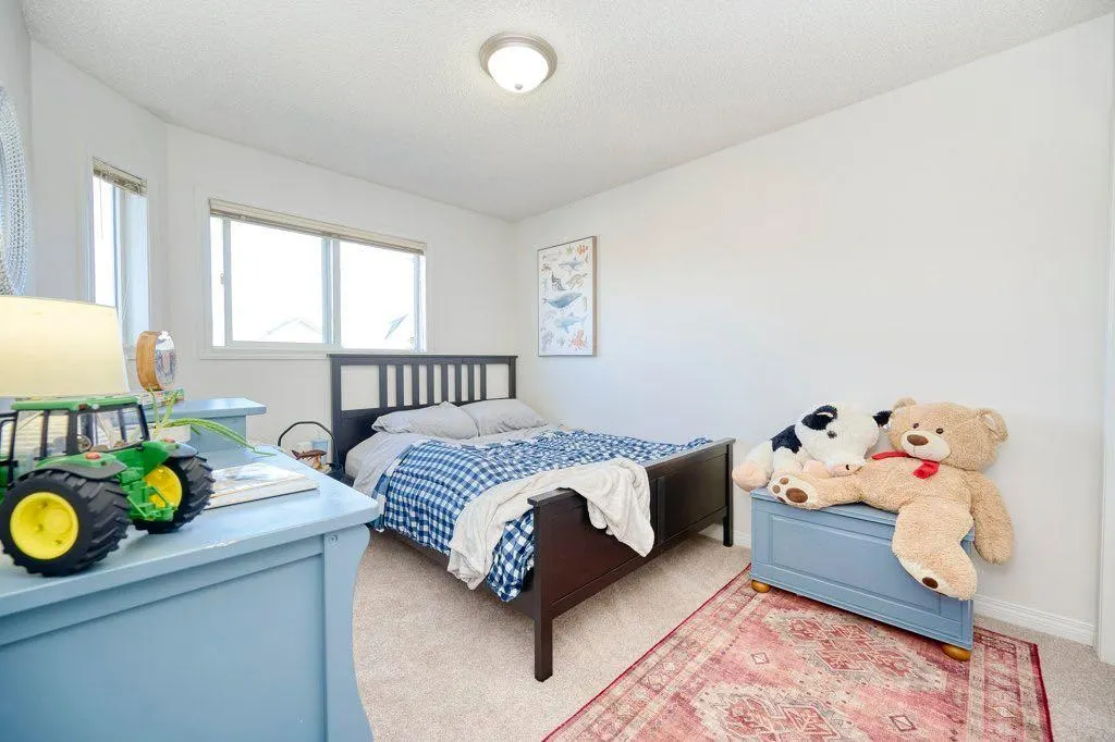 165 Bayside Point SW