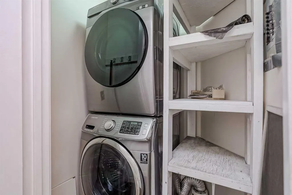 130 25 Avenue SW, #208