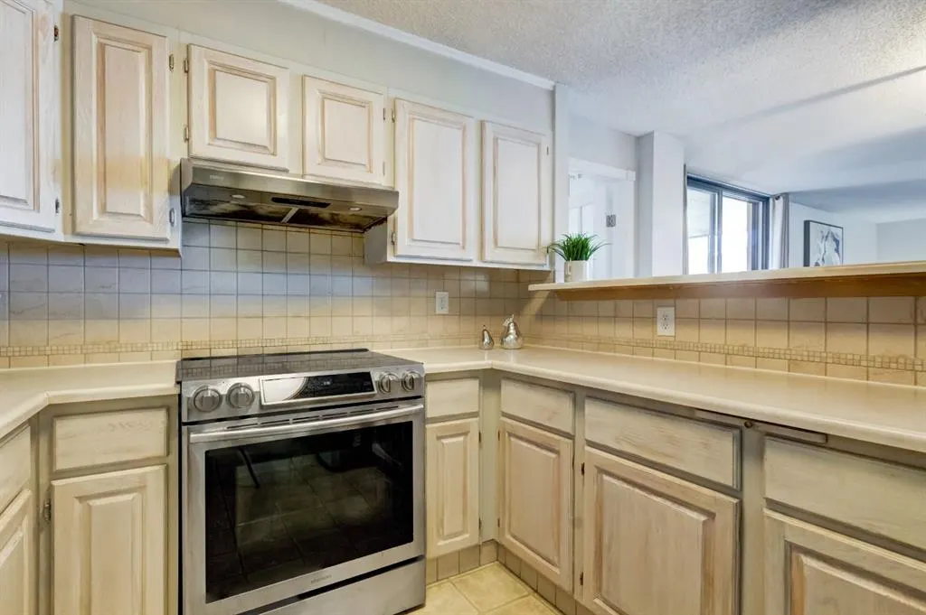 1334 13 Avenue SW, #701