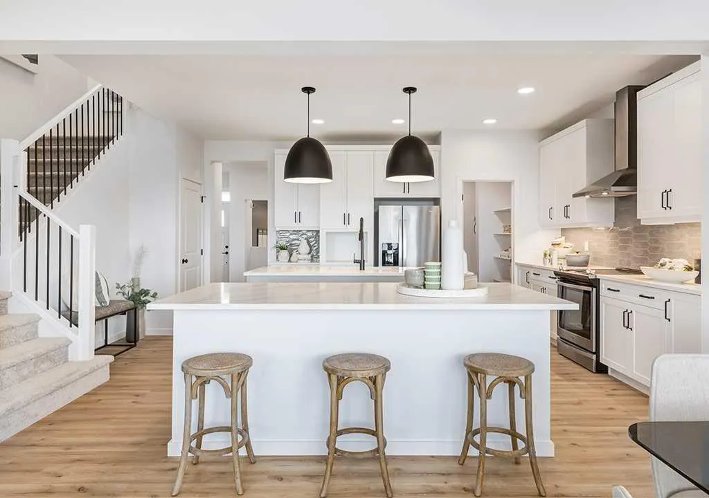 72 Lewisburg Close NE