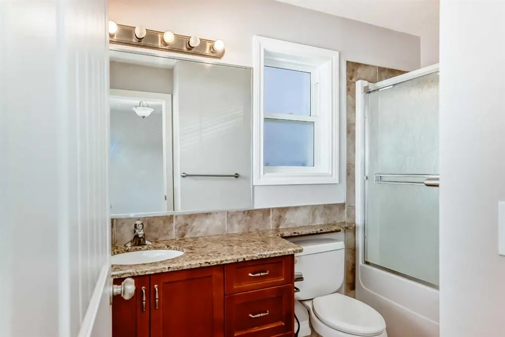 87 Sherwood Circle NW