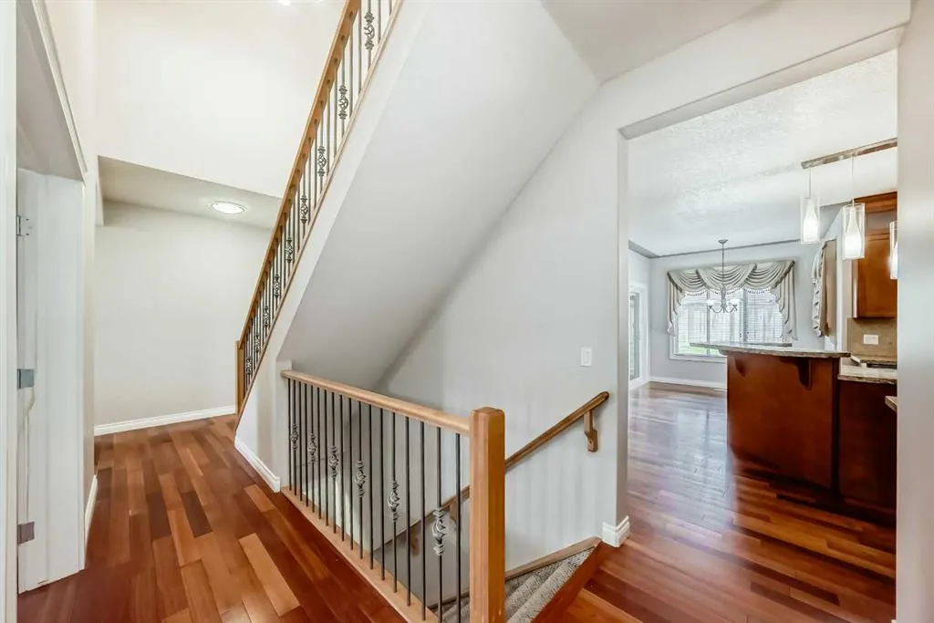 87 Sherwood Circle NW