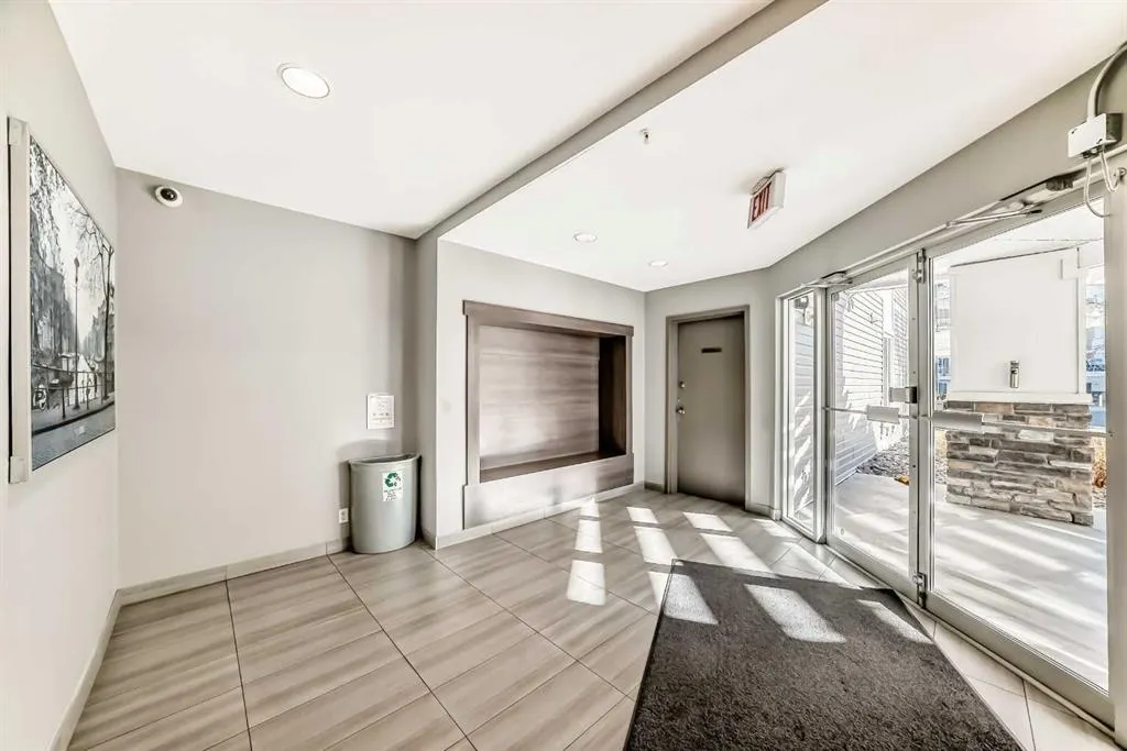 333 Taravista Drive NE, #1114