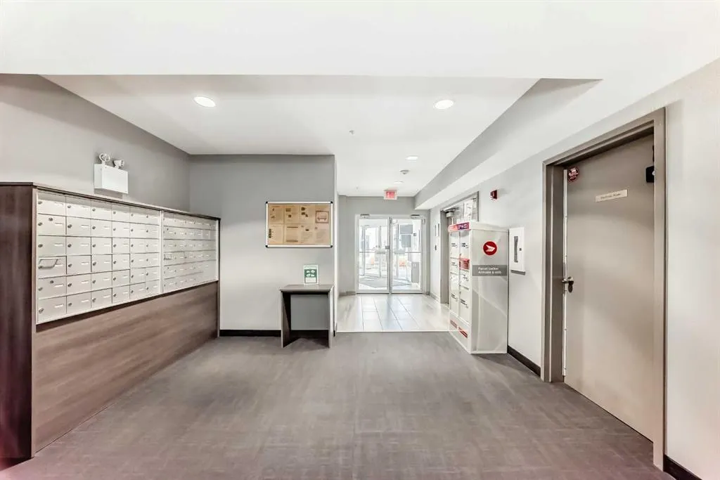 333 Taravista Drive NE, #1114