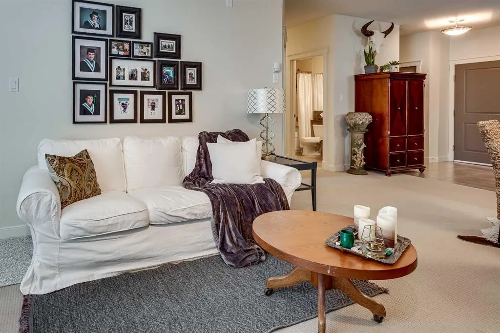 100 Lakeway Boulevard, #117