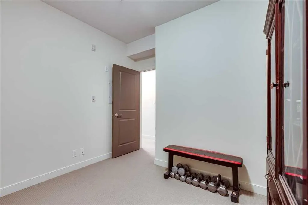 100 Lakeway Boulevard, #117