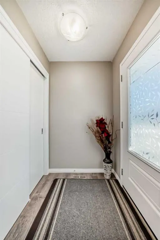 48 YORKVILLE Avenue SW