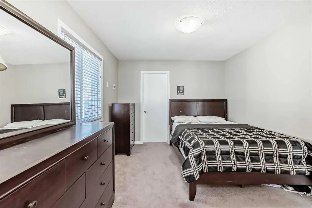 48 YORKVILLE Avenue SW