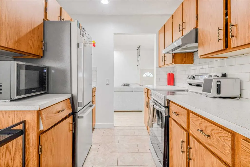 147 Dovercliffe Way SE