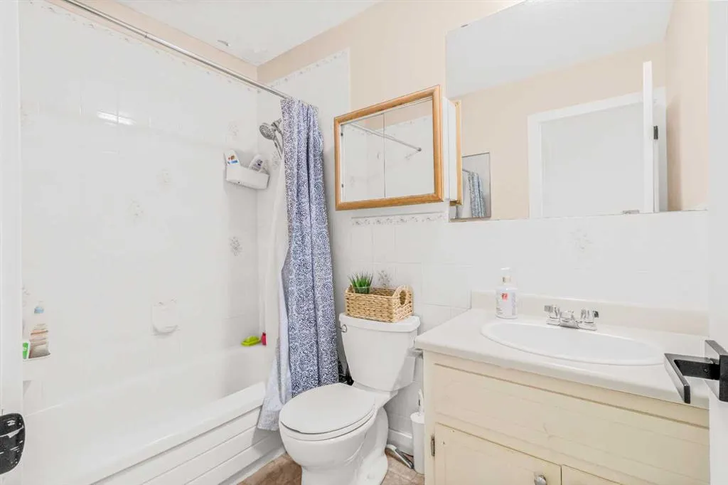 147 Dovercliffe Way SE