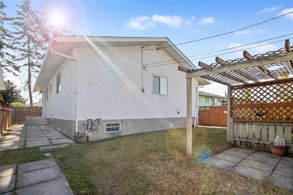 147 Dovercliffe Way SE