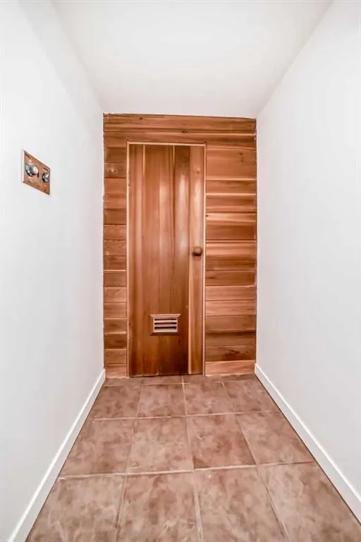 51 Douglas Woods Hill SE