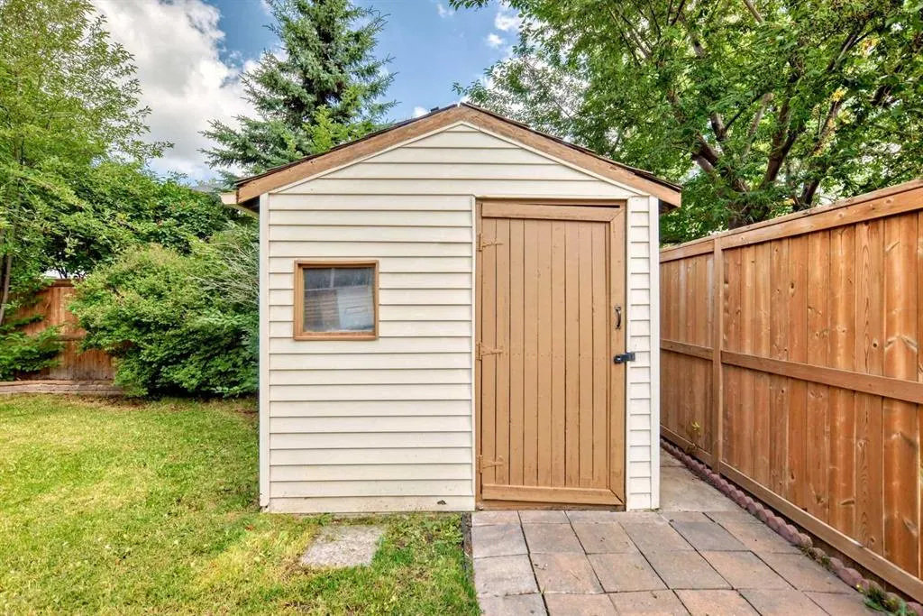 51 Douglas Woods Hill SE