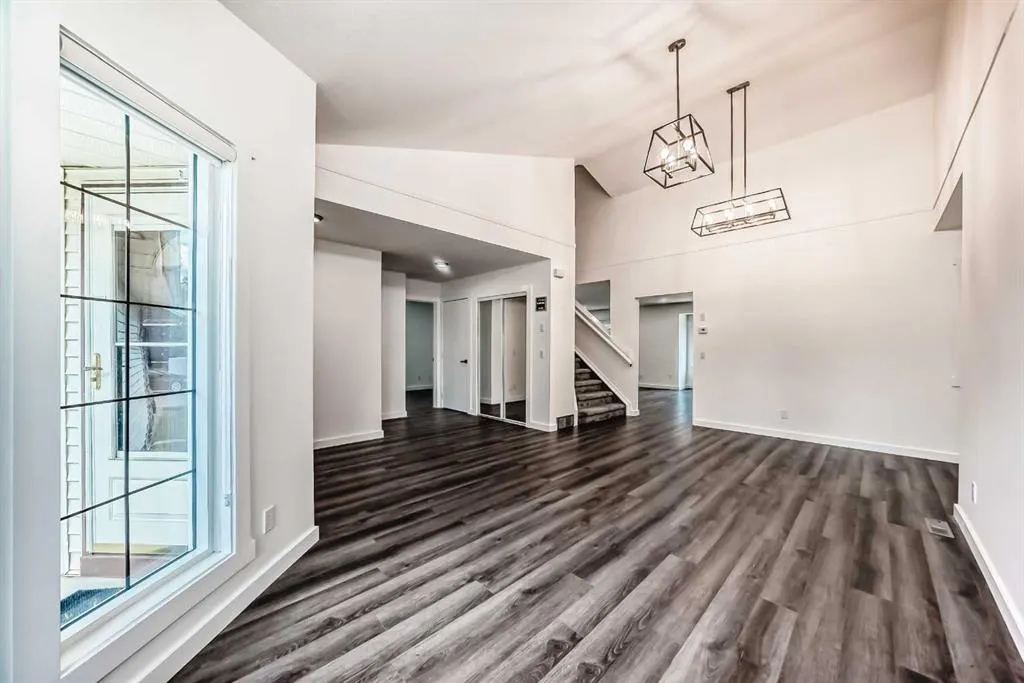 51 Douglas Woods Hill SE